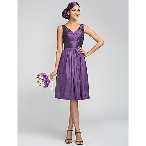 A-Line V Neck Knee Length Taffeta Bridesmaid Dress with Criss Cross / Draping / Side Draping
A-Line V Neck Knee Length Taffeta Bridesmaid Dress with Criss Cross / Draping / Side Draping