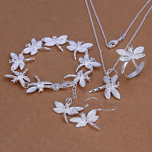 Sweet Silver Plated (Necklace & Ring & Earrings & Bracelet) Jewelry Set (Silver)
Sweet Silver Plated (Necklace & Ring & Earrings & Bracelet) Jewelry Set (Silver)
