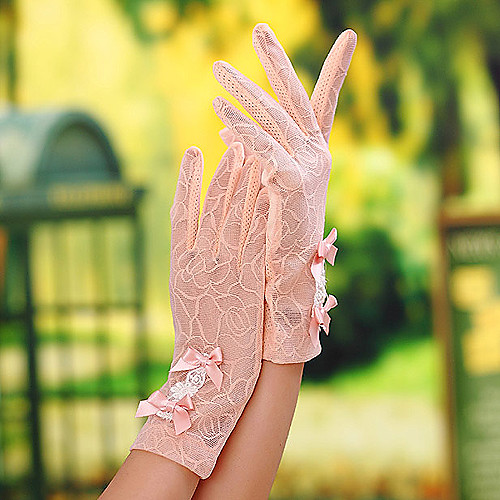 Lace Wrist Length Glove Bridal Gloves / Party / Evening Gloves / General Purposes & Work Gloves With Bowknot
Lace Wrist Length Glove Bridal Gloves / Party / Evening Gloves / General Purposes & Work Gloves With Bowknot