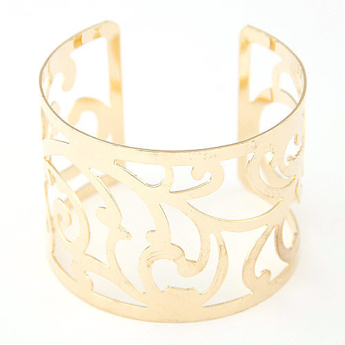 Women's Cuff Bracelet Wide Bangle Hollow Flower Ladies European Fashion Open Alloy Bracelet Jewelry Silver / Golden For Christmas Gifts Party Daily Casual
Women's Cuff Bracelet Wide Bangle Hollow Flower Ladies European Fashion Open Alloy Bracelet Jewelry Silver / Golden For Christmas Gifts Party Daily Casual