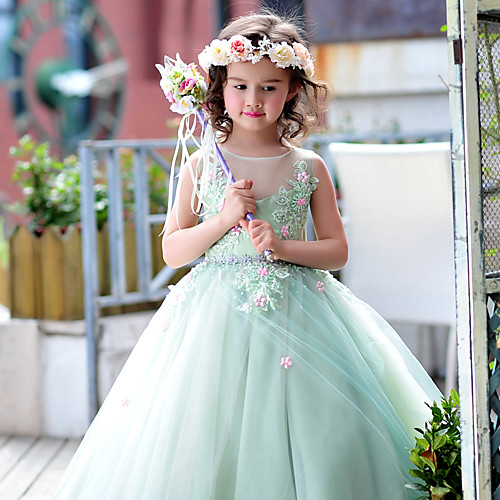 Ball Gown Floor Length Tulle / Charmeuse Sleeveless Jewel Neck with Lace / Beading / Flower
Ball Gown Floor Length Tulle / Charmeuse Sleeveless Jewel Neck with Lace / Beading / Flower