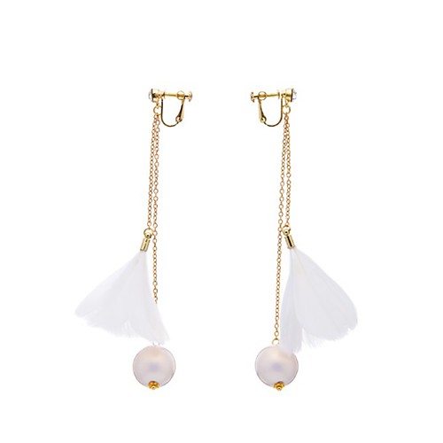 Women's Clip on Earring Feather Simple Elegant Earrings Jewelry White / Light Pink For Wedding Prom One-piece Suit
Women's Clip on Earring Feather Simple Elegant Earrings Jewelry White / Light Pink For Wedding Prom One-piece Suit
