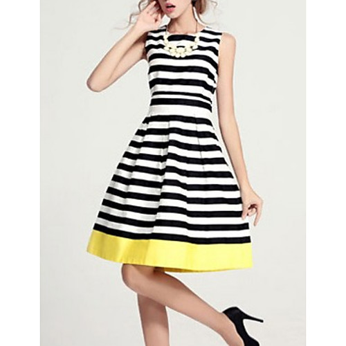 Women's Sheath Dress Knee Length Dress Black Sleeveless Striped Summer Round Neck Simple Striped S M L XL XXL
Women's Sheath Dress Knee Length Dress Black Sleeveless Striped Summer Round Neck Simple Striped S M L XL XXL