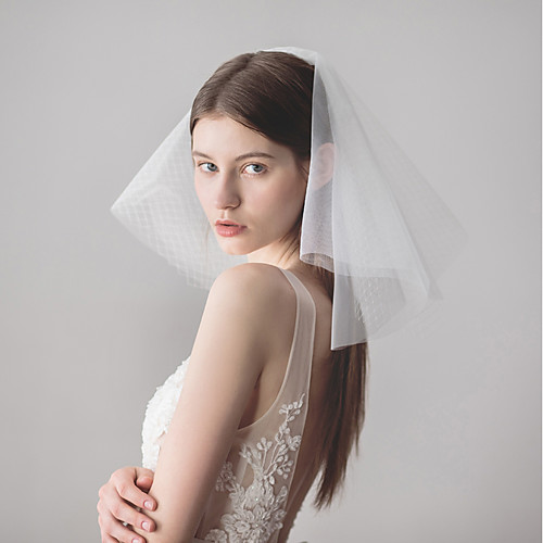 Two-tier Vintage Style / Classic Style Wedding Veil Blusher Veils with Solid Tulle / Drop Veil
Two-tier Vintage Style / Classic Style Wedding Veil Blusher Veils with Solid Tulle / Drop Veil