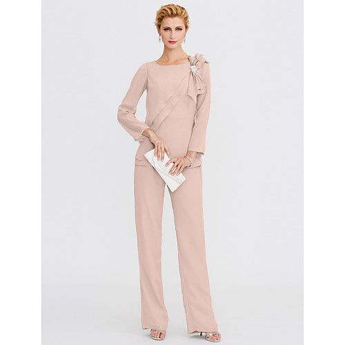 Pantsuit / Jumpsuit Mother of the Bride Dress Plus Size Elegant Bateau Neck Floor Length Chiffon Long Sleeve with Lace 2021
Pantsuit / Jumpsuit Mother of the Bride Dress Plus Size Elegant Bateau Neck Floor Length Chiffon Long Sleeve with Lace 2021
