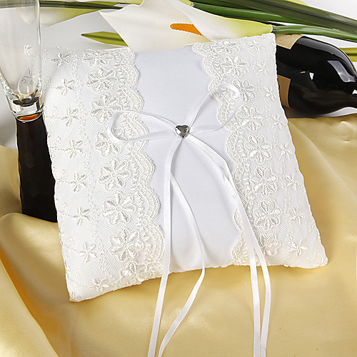 Silk Like Satin Bowknot / Lace / Floral Satin Ring Pillow Wedding All Seasons
Silk Like Satin Bowknot / Lace / Floral Satin Ring Pillow Wedding All Seasons