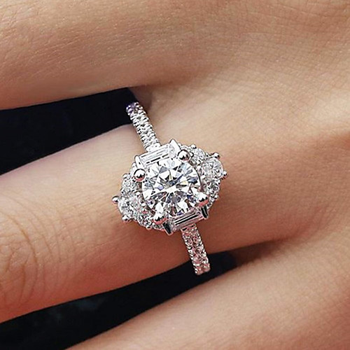 Women's Ring Belle Ring AAA Cubic Zirconia 1pc White Copper Silver-Plated Irregular Statement Luxury Party Evening Gift Jewelry Geometrical Wearable
Women's Ring Belle Ring AAA Cubic Zirconia 1pc White Copper Silver-Plated Irregular Statement Luxury Party Evening Gift Jewelry Geometrical Wearable