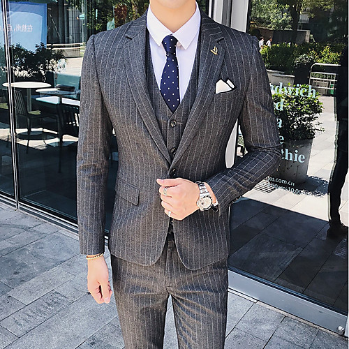 Tuxedos Tailored Fit / Standard Fit Notch Single Breasted One-button Wool / Polyester Lines / Waves
Tuxedos Tailored Fit / Standard Fit Notch Single Breasted One-button Wool / Polyester Lines / Waves