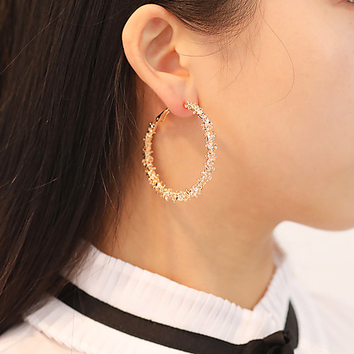 Women's Hoop Earrings Retro Statement Stylish Earrings Jewelry Gold / Silver For Party Gift Carnival 1 Pair
Women's Hoop Earrings Retro Statement Stylish Earrings Jewelry Gold / Silver For Party Gift Carnival 1 Pair