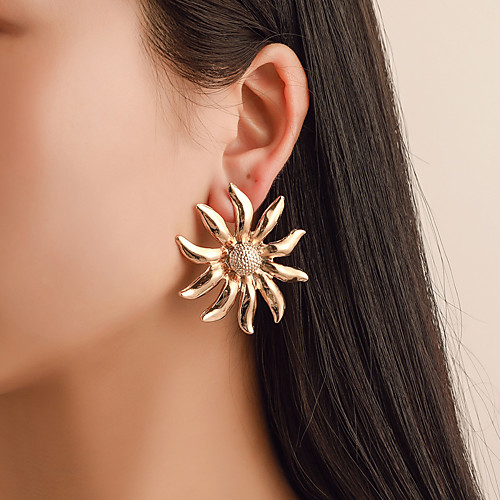 Women's Earrings Holiday Wedding Birthday Romantic Earrings Jewelry Rose Gold / Gold / Silver For Date Street Festival 1 Pair
Women's Earrings Holiday Wedding Birthday Romantic Earrings Jewelry Rose Gold / Gold / Silver For Date Street Festival 1 Pair