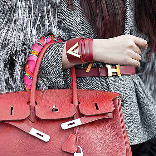Women's Bracelet Bangles Vintage Bracelet Leather Bracelet Classic Letter Simple Luxury Trendy Fashion Elegant Leather Bracelet Jewelry Brown / Blue / Dark Red For Wedding Party Gift Club Festival
Women's Bracelet Bangles Vintage Bracelet Leather Bracelet Classic Letter Simple Luxury Trendy Fashion Elegant Leather Bracelet Jewelry Brown / Blue / Dark Red For Wedding Party Gift Club Festival