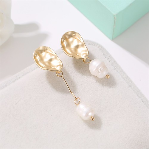 Women's Earrings Holiday Wedding Birthday Romantic Earrings Jewelry Gold For Date Street Festival 1 Pair
Women's Earrings Holiday Wedding Birthday Romantic Earrings Jewelry Gold For Date Street Festival 1 Pair