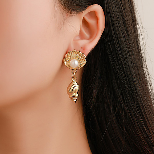 Women's Earrings Holiday Wedding Birthday Romantic Earrings Jewelry Gold For Date Street Festival 1 Pair
Women's Earrings Holiday Wedding Birthday Romantic Earrings Jewelry Gold For Date Street Festival 1 Pair