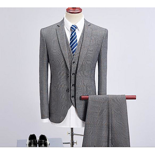 Gray Solid Colored Tailored Fit Polyester Suit - Notch Single Breasted Two-buttons / Suits
Gray Solid Colored Tailored Fit Polyester Suit - Notch Single Breasted Two-buttons / Suits