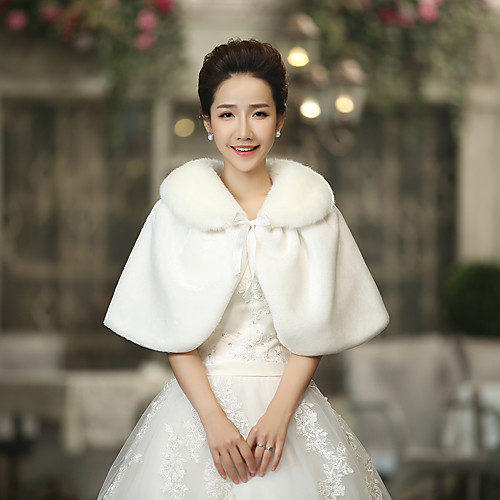 Sleeveless Capelets Faux Fur Wedding / Party / Evening Women's Wrap With Lace-up
Sleeveless Capelets Faux Fur Wedding / Party / Evening Women's Wrap With Lace-up