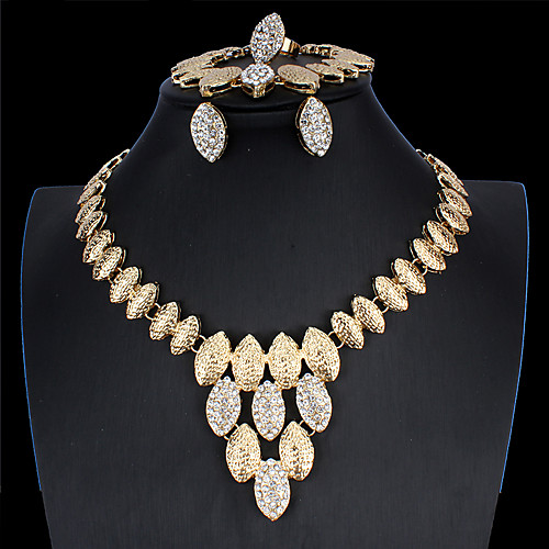 Women's Gold Hoop Earrings Necklace Bracelet Classic Stylish Basic Earrings Jewelry Gold For Wedding Party Engagement Four-piece Suit / Bridal Jewelry Sets / Open Ring
Women's Gold Hoop Earrings Necklace Bracelet Classic Stylish Basic Earrings Jewelry Gold For Wedding Party Engagement Four-piece Suit / Bridal Jewelry Sets / Open Ring