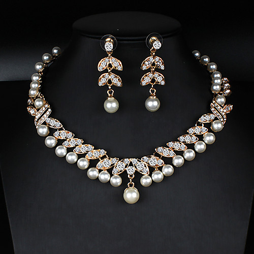 Women's Gold Hoop Earrings Necklace Bridal Jewelry Sets Classic Stylish Basic Elegant Imitation Pearl Earrings Jewelry Gold For Wedding Party Engagement Two-piece Suit
Women's Gold Hoop Earrings Necklace Bridal Jewelry Sets Classic Stylish Basic Elegant Imitation Pearl Earrings Jewelry Gold For Wedding Party Engagement Two-piece Suit