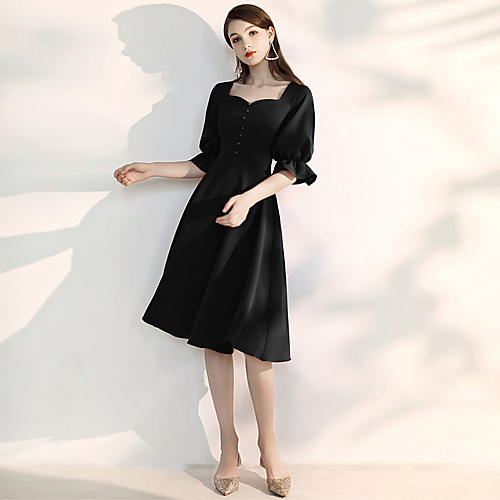 A-Line Little Black Dress Party Wear Cocktail Party Dress Scoop Neck Half Sleeve Knee Length Spandex with Buttons 2021
A-Line Little Black Dress Party Wear Cocktail Party Dress Scoop Neck Half Sleeve Knee Length Spandex with Buttons 2021