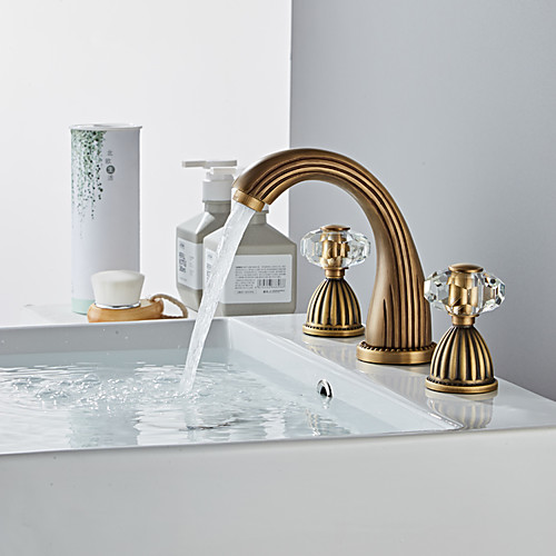 Bathroom Sink Faucet - Widespread Antique Brass Widespread Two Handles Three HolesBath Taps
Bathroom Sink Faucet - Widespread Antique Brass Widespread Two Handles Three HolesBath Taps