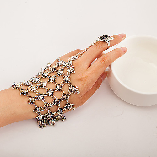 Women's Bracelet Classic Wedding Birthday Vintage Theme European Trendy Casual / Sporty Ethnic French Alloy Bracelet Jewelry Silver For Date Festival
Women's Bracelet Classic Wedding Birthday Vintage Theme European Trendy Casual / Sporty Ethnic French Alloy Bracelet Jewelry Silver For Date Festival