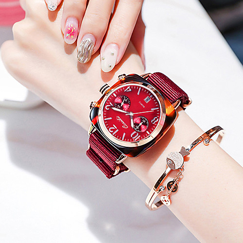Women's Quartz Watches Fashion Colorful Fabric Japanese Quartz Blue Red Green Water Resistant / Waterproof Calendar / date / day 30 m 1 pc Analog - Digital One Year Battery Life
Women's Quartz Watches Fashion Colorful Fabric Japanese Quartz Blue Red Green Water Resistant / Waterproof Calendar / date / day 30 m 1 pc Analog - Digital One Year Battery Life