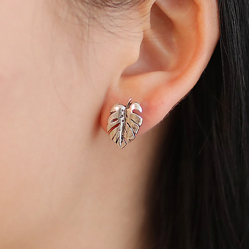 Women's Earrings Holiday Wedding Birthday Romantic Earrings Jewelry Gold / Silver For Date Street Festival 1 Pair
Women's Earrings Holiday Wedding Birthday Romantic Earrings Jewelry Gold / Silver For Date Street Festival 1 Pair