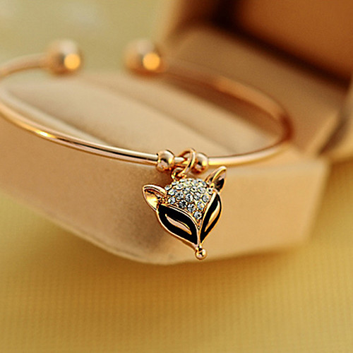 Women's Bracelet Classic Wedding Birthday Vintage Theme European Trendy Casual / Sporty Ethnic French Alloy Bracelet Jewelry Gold For Date Festival
Women's Bracelet Classic Wedding Birthday Vintage Theme European Trendy Casual / Sporty Ethnic French Alloy Bracelet Jewelry Gold For Date Festival