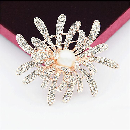 Cubic Zirconia Brooches Hollow Out Flower Fashion 18K Gold Plated Imitation Pearl Imitation Diamond Brooch Jewelry Gold Silver For Gift Festival
Cubic Zirconia Brooches Hollow Out Flower Fashion 18K Gold Plated Imitation Pearl Imitation Diamond Brooch Jewelry Gold Silver For Gift Festival