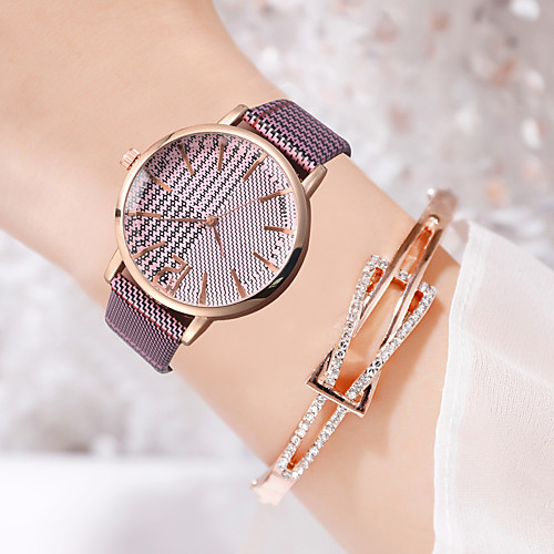 Women's Quartz Watches Fashion Black Red PU Leather Chinese Quartz Light Brown Lace Black Red Casual Watch Analog One Year Battery Life
Women's Quartz Watches Fashion Black Red PU Leather Chinese Quartz Light Brown Lace Black Red Casual Watch Analog One Year Battery Life