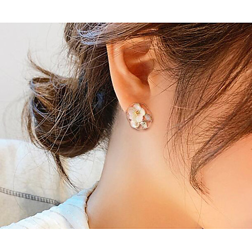 Women's Earrings Classic Flower Love Classic Vintage Earrings Jewelry Gold For Gift Daily 1 Pair
Women's Earrings Classic Flower Love Classic Vintage Earrings Jewelry Gold For Gift Daily 1 Pair