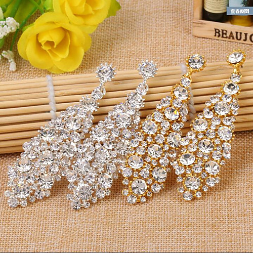 Alloy Earring with Crystals / Rhinestones 1 Pair Wedding / Daily Wear Headpiece
Alloy Earring with Crystals / Rhinestones 1 Pair Wedding / Daily Wear Headpiece
