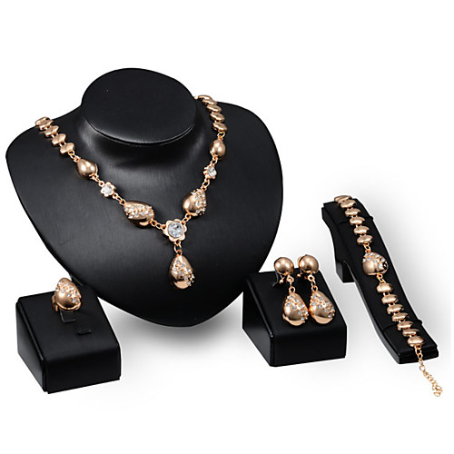 Men's Clear Synthetic Diamond Bridal Jewelry Sets Simple Basic Elegant Earrings Jewelry Gold For Wedding Engagement 1 set
Men's Clear Synthetic Diamond Bridal Jewelry Sets Simple Basic Elegant Earrings Jewelry Gold For Wedding Engagement 1 set