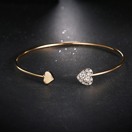 Women's White AAA Cubic Zirconia Bracelet Classic Heart Fashion Rose Gold Plated Bracelet Jewelry Rose Gold For Wedding Party Gift Daily Work
Women's White AAA Cubic Zirconia Bracelet Classic Heart Fashion Rose Gold Plated Bracelet Jewelry Rose Gold For Wedding Party Gift Daily Work