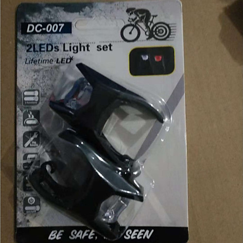 bike light set 1pc black bike bicycle cycling flashing head front wheel led flash light lamp head front rear tail clip light lamp (color : red, size : free)
bike light set 1pc black bike bicycle cycling flashing head front wheel led flash light lamp head front rear tail clip light lamp (color : red, size : free)