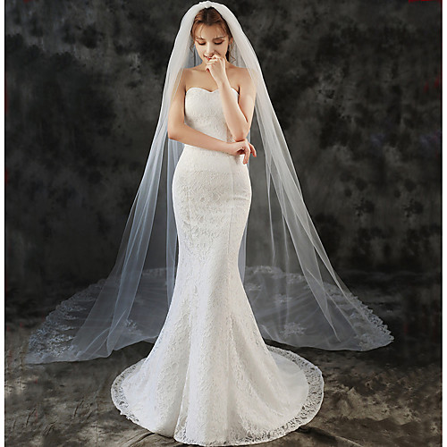 Two-tier Lace Wedding Veil Cathedral Veils with Solid 118.11 in (300cm) Tulle
Two-tier Lace Wedding Veil Cathedral Veils with Solid 118.11 in (300cm) Tulle