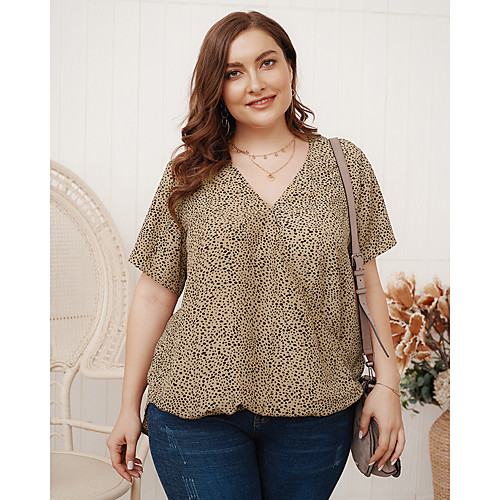 Women's Plus Size Print Polka Dot Blouse Large Size V Neck Short Sleeve Tops Big Size
Women's Plus Size Print Polka Dot Blouse Large Size V Neck Short Sleeve Tops Big Size