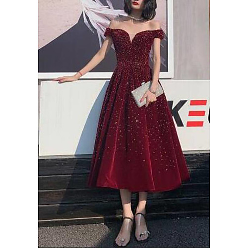 A-Line Sparkle Sexy Wedding Guest Cocktail Party Dress V Neck Short Sleeve Tea Length Velvet with Pleats Sequin 2021
A-Line Sparkle Sexy Wedding Guest Cocktail Party Dress V Neck Short Sleeve Tea Length Velvet with Pleats Sequin 2021