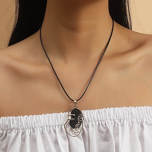 Men's Women's Pendant Necklace Necklace Retro Face European Trendy Hip Hop Chrome Gold 21-50 cm Necklace Jewelry 1pc For Wedding Street Prom Birthday Party Festival
Men's Women's Pendant Necklace Necklace Retro Face European Trendy Hip Hop Chrome Gold 21-50 cm Necklace Jewelry 1pc For Wedding Street Prom Birthday Party Festival
