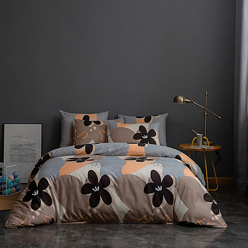 Duvet cover set with zipper with floral pattern printed, exceptionally breathable and comfortable
Duvet cover set with zipper with floral pattern printed, exceptionally breathable and comfortable