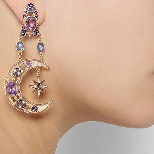 Women's Hoop Earrings Geometrical Moon Flower Shape Stylish Trendy Earrings Jewelry Gold For Party Wedding 1 Pair
Women's Hoop Earrings Geometrical Moon Flower Shape Stylish Trendy Earrings Jewelry Gold For Party Wedding 1 Pair