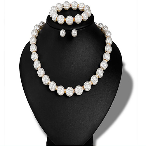 Women's Pearl Jewelry Set Classic Flower Stylish Earrings Jewelry White For Wedding Anniversary Party Evening Festival 1 set
Women's Pearl Jewelry Set Classic Flower Stylish Earrings Jewelry White For Wedding Anniversary Party Evening Festival 1 set