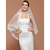 One-tier Tulle Fingertip Wedding Veil With Lace Applique Edge