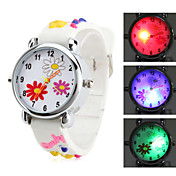 Children’s Flower Style Silicone Analog Quartz Wrist Watch with Flashing LED Light (White)