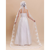 Elegant 1 Layer Tulle Chapel Wedding Veil With Finished / Lace Applique Edge