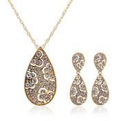 Luxurious 18K Gold Plated And  Alloy Czech Rhinestones Jewelry Set Including Necklace And Earrings