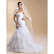 Nice One-tier Cathedral Wedding Veil With Applique Edge(More Colors)