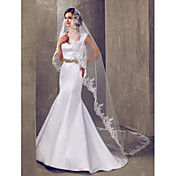 One-tier Chapel Wedding Veil With Lace Applique Edge