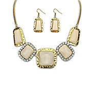 Venus Women's European Style Delicate Box Shpe Gemstone Jewelry Set(Screen Color)