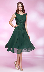 A-line Bateau Knee-length Chiffon Cocktail Dress