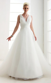 A-line V-neck Floor-length Tulle Wedding Dress